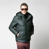 坦博尔羽绒服男明星款立领直摆面包大码休闲短