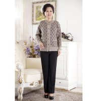 2015秋冬新款<em>针织衫 开衫中老年加绒</em>保暖妈妈