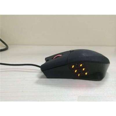 玖零智造顶级游戏装备配备A9800芯片的游戏鼠