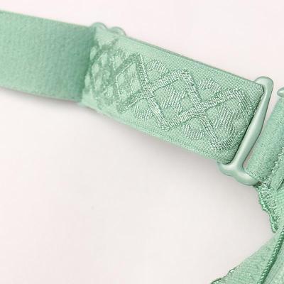 <em>纤慕 繁花</em>刺绣银丝版特价款 小胸聚拢<em>文胸</em>美体