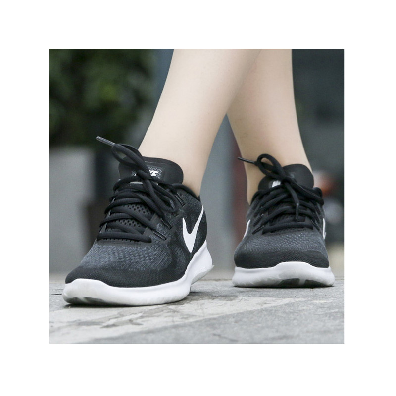 nike/耐克 女鞋 新款free赤足5.0飞线轻便缓震跑步鞋880840-002-001