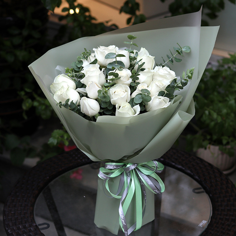 19朵白玫瑰花束礼物预定 生日鲜花速递全国 合肥天津长沙上海济南重庆