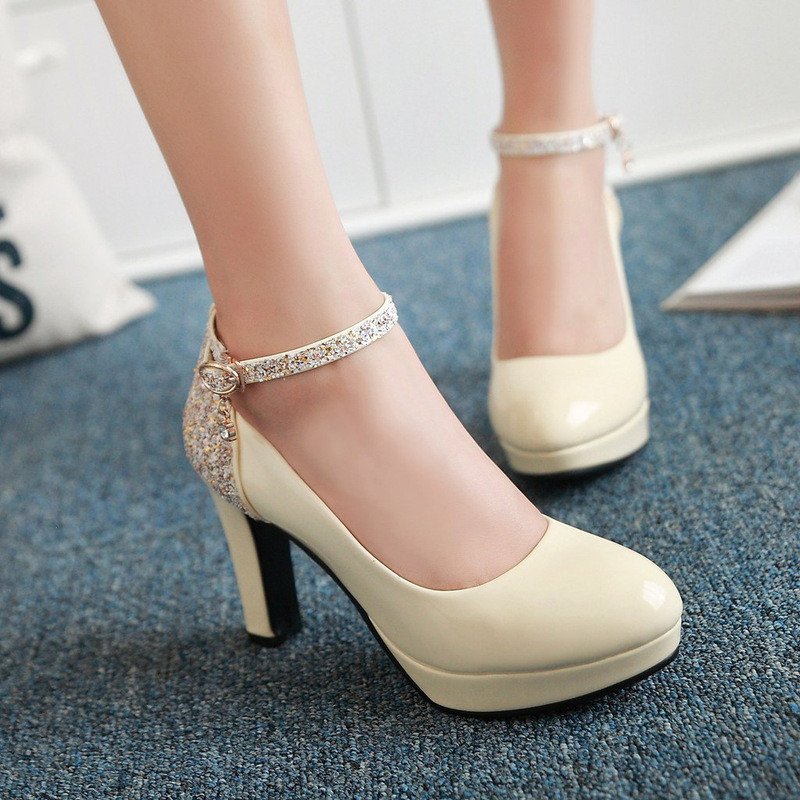 2017春季新款大码女鞋漆皮亮片圆头浅口粗跟单鞋女士高跟鞋防水台