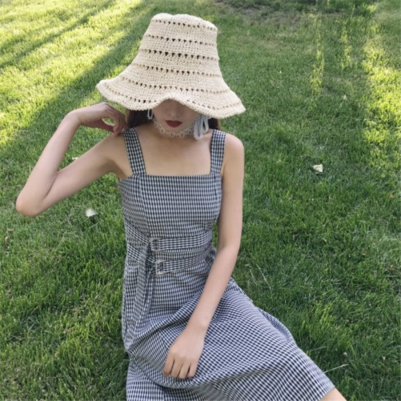 上新款 连衣裙女夏季格子港味chic吊带露肩气质心机遮