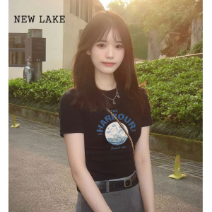 NEW LAKE黑色正肩短袖t恤女2024年新款欧货夏季美式复古修身短款潮牌上衣