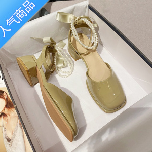 SUNTEK今年新款凉鞋女款夏季2023绿色包头法式单鞋珍珠中跟粗跟玛丽珍鞋