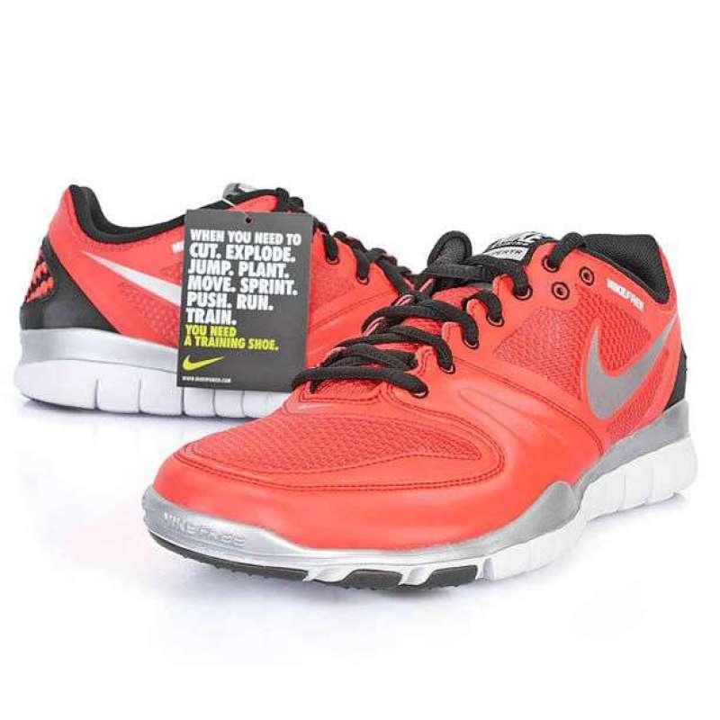 耐克女子全能WMNS耐克FREEHYPERTR396106-600(38_5)