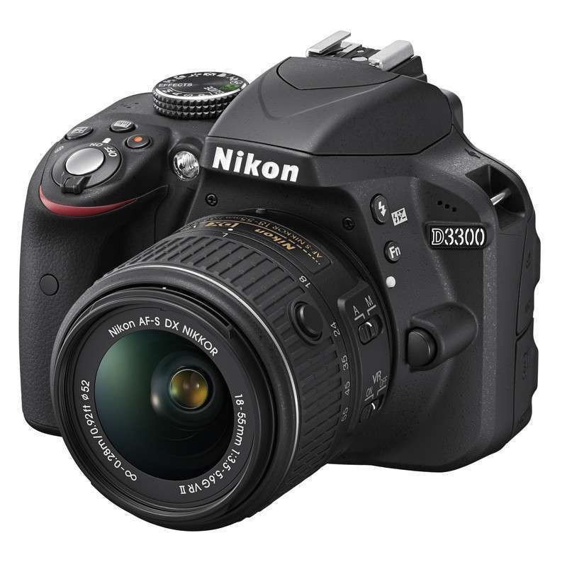尼康(Nikon） D3300数码单反相机 套机（18-55Ⅱ）黑+8G卡