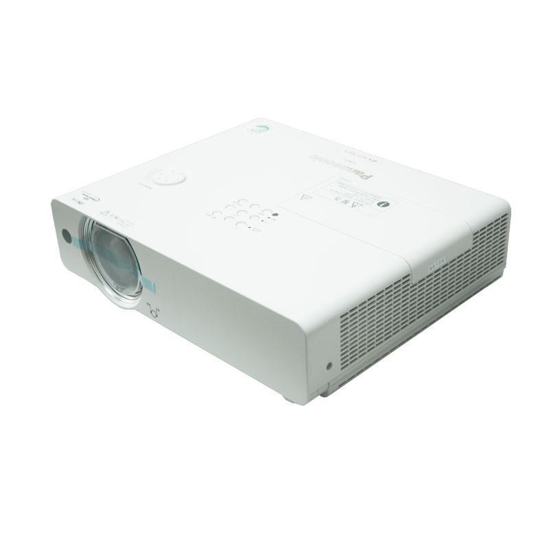 松下PT-BX620C 商务办公娱乐高端旗舰投影机工程投影机PT-BX520C升级版