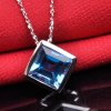 梦克拉 白18K金镶蓝色托帕石吊坠 幻蓝 蓝色