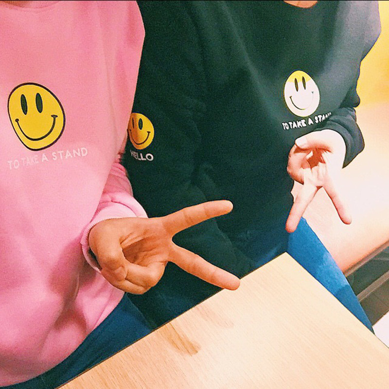 魅言魅语8032#原宿风街头软妹笑脸印花韩国ulzzang卫衣宽松长袖t情侣