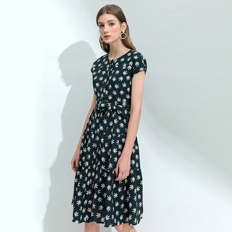 莉莉的品牌女装连衣裙2018夏新款暗扣修身系带短袖印花连衣裙中长款裙子 S 墨绿色