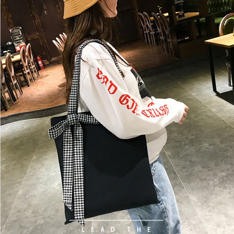 森系韩版新款校园单肩手提包女文艺小清新原宿百搭学生帆布袋 黑色