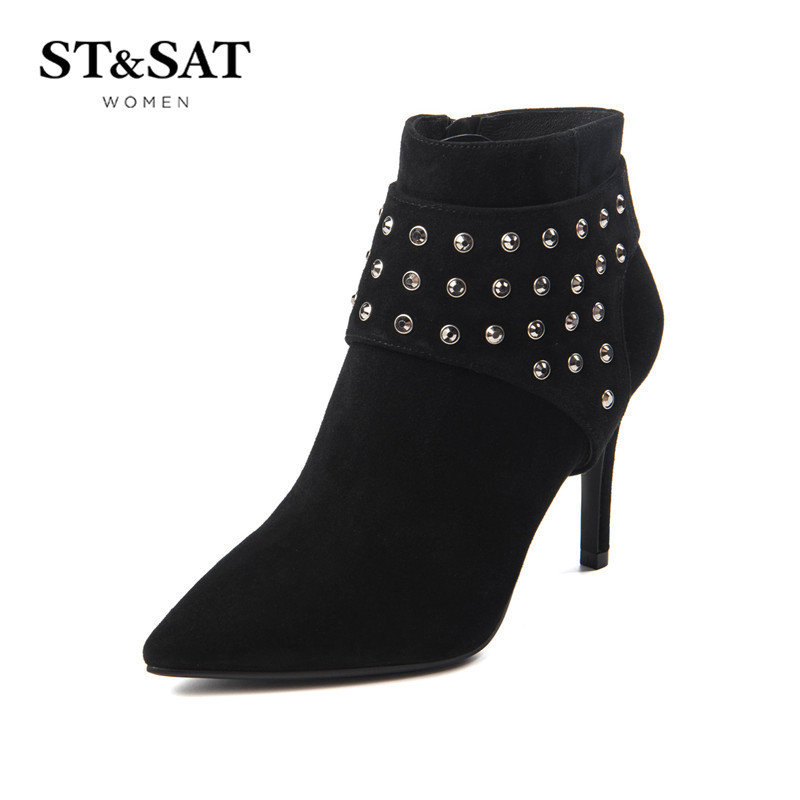 St&Sat/星期六羊反绒尖头铆钉高跟优雅通勤短靴女鞋SS64117053 黑色 37