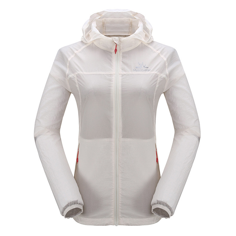 牧高笛户外徒步露营运动风衣轻薄防风防晒春夏季连帽皮肤衣女款EWA1716002 S/155 奶白