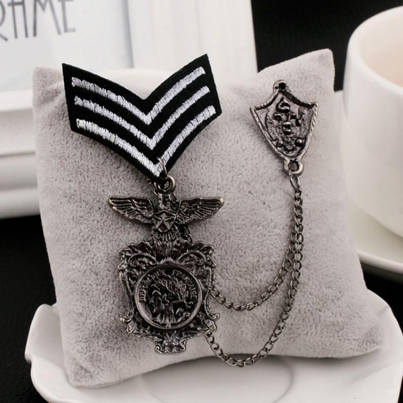 欧美男士西服胸针复古鹰潮男别针勋章金属徽章别针配饰勋章送女朋友老婆生日礼物_2_8 G53