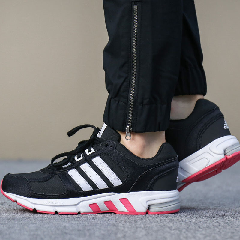 阿迪达斯（adidas）运动男女低帮网面轻便透气缓震耐磨休闲跑步鞋AC8595/BY3298 BY3298（女） 3.5（36码）