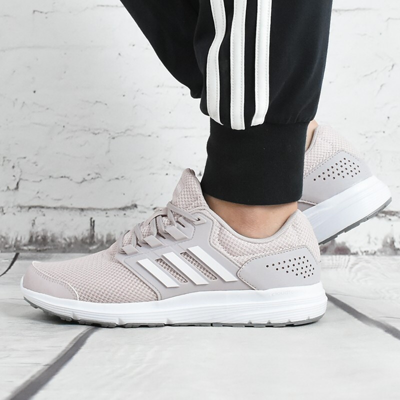 阿迪达斯（adidas）运动男女低帮网面轻便透气缓震耐磨休闲跑步鞋B44622 8（42码） B44730（女）