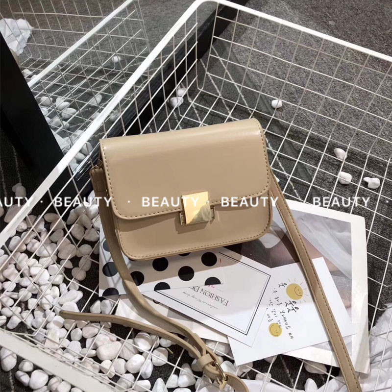 上新小包包女2018新款ulzzang单肩斜挎包百搭豆腐包休闲小方包潮 米杏色仿牛皮边