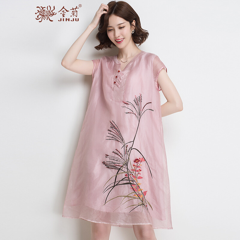 金菊女装真丝刺绣连衣裙女士夏季新款宽松显瘦桑蚕丝连衣裙女v领短袖真丝连衣裙大码装连衣裙女 2XL 粉色