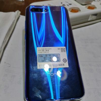 荣耀10 COL-AL10 尊享版（6+128G） 幻影蓝 全网通智能手机晒单图