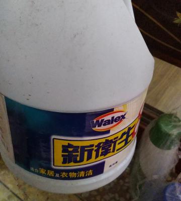 蓝月亮 除菌地板清洁剂 2L/瓶晒单图