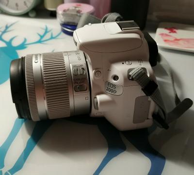 佳能（Canon）迷你单反EOS 200D（18-55）白色数码相机单反单镜头套装 约2420万像素晒单图