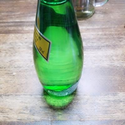 巴黎水 含气天然矿泉水（原味） 玻璃瓶装 330ML*24瓶/箱晒单图