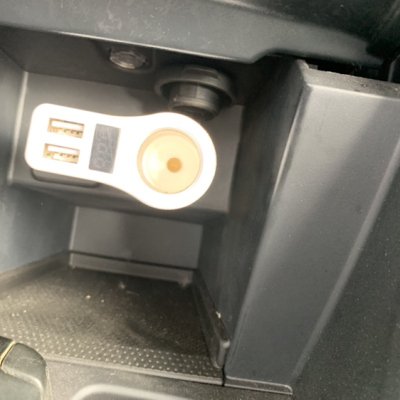 GREGG 闪金系列 数显智能一拖三 双口USB 单点烟器车充 车载充电器 汽车用品晒单图
