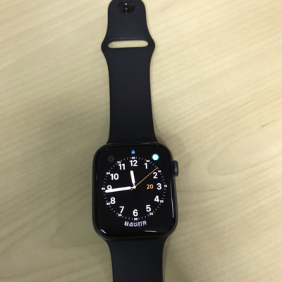 Apple Watch Series4 智能手表 GPS款 44毫米 深空灰色铝金属表壳搭配黑色运动型表带晒单图