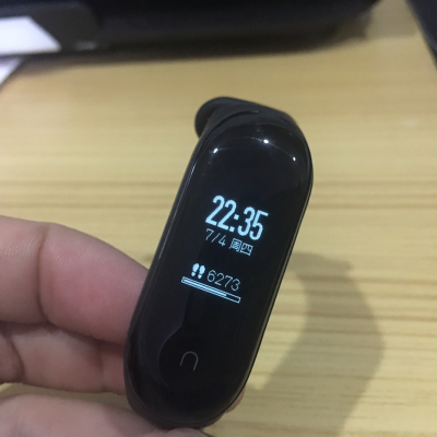 小米（MI）小米手环3代NFC版（黑色）智能运动手环 心率监测 NFC公交地铁移动支付 来电、微信、红包提醒 OLED显示屏 时间显示 50防水晒单图