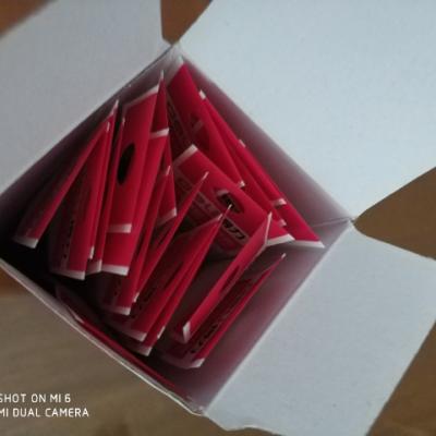 包邮得力deli33205中性笔0.5mm12支笔半针管办公用品文具批发黑色送12支笔芯S52学生水笔30支/桶 6901笔芯（红色20支/盒）晒单图