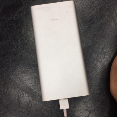 小米(MI) 10000毫安 新移动电源2 /充电宝 双向快充 超薄小巧便携 银色（新版）晒单图