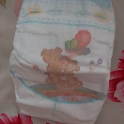 泰迪熊 纸尿裤尿不湿 臻薄宠爱系列 婴儿尿裤箱装 M88片晒单图