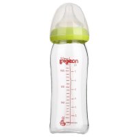 贝亲(PIGEON自然实感宽口径玻璃奶瓶240mlAA70 适用于3个月以上的宝宝