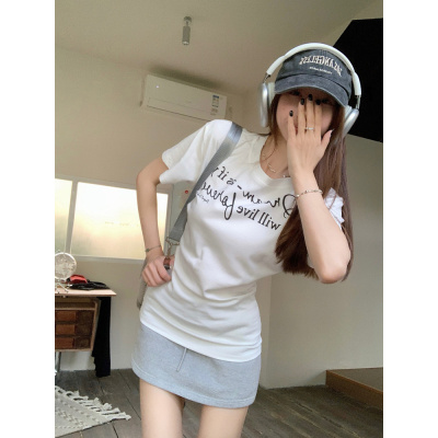 字母印花短袖T恤2025夏季新款修身掐腰显瘦韩系设计感正肩上衣女