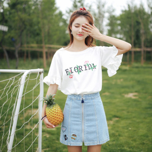 刺绣衣服女夏季新款韩版短袖T恤女士荷花袖上衣女装