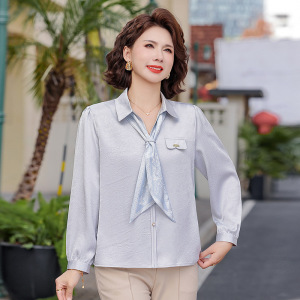 薄款妈妈装春夏衣服时尚长袖款中老年女装小衫40-60岁洋气缎面衣