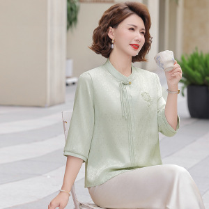 2026年女装新款妈妈装小衫中袖款夏季中年衣服缎面雪纺中老年上衣