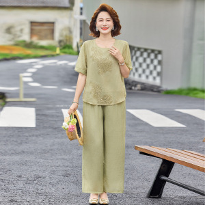 2026年大码中年妈妈装洋气套装女时尚短袖中老年人宽松休闲两件套