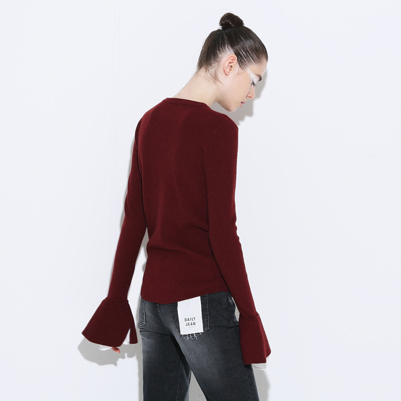 初语 春季新品 马蹄莲袖口简约修身长袖针织衫