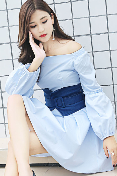 珂依舍2017秋装新款2017秋季新款甜美一字领牛仔腰封连衣裙女长袖短裙女装