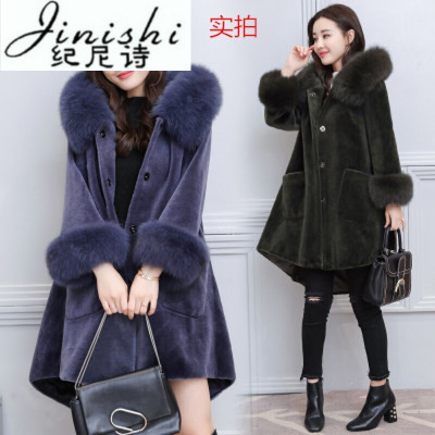 纪尼诗2018秋冬新款斗篷草大衣羊剪绒外套女百搭冬季毛一体狐狸毛领