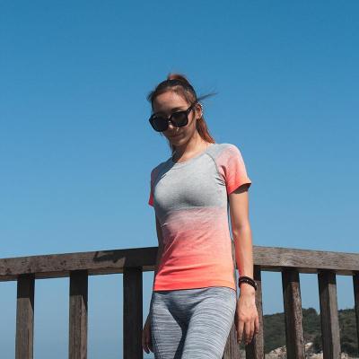 新款渐变色跑步运动速干T恤女夏健身短袖上衣瑜伽服紧身衣