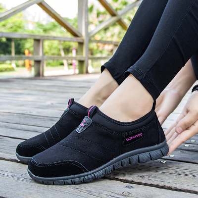 老人鞋女秋季中老年健步鞋防滑软底妈黑色妈鞋轻便老北京布鞋
