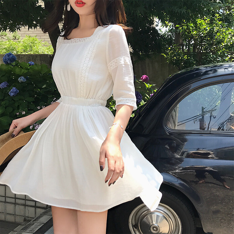 林珊珊 白色收腰蕾丝拼接连衣裙女夏2017新款宽松学生百褶a字裙潮l5