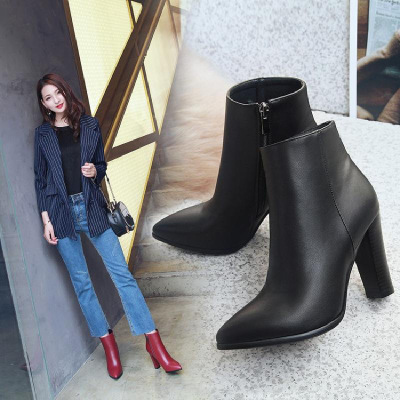 秋冬季新款百搭尖头粗跟高跟鞋小码33大码40马丁靴41短靴女踝靴43