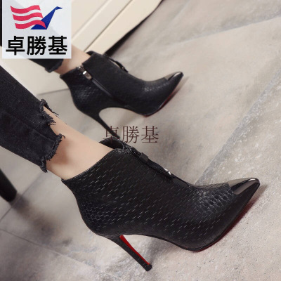 女鞋马丁靴女秋冬新款时尚皮带扣尖头细跟短靴女金属头高跟裸靴潮