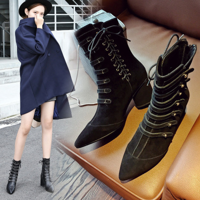 秋冬欧美英伦风百搭磨砂高跟粗跟靴子铆钉皮带扣女短靴马丁靴