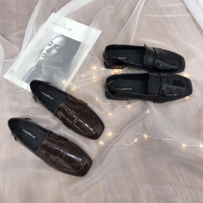 qmnz新款春秋新款英伦复古风亮漆皮方头平跟平底小皮鞋女浅口学生单鞋-定制